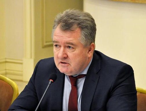 В Киеве судья Бенедисюк открыл стрельбу по правосекам