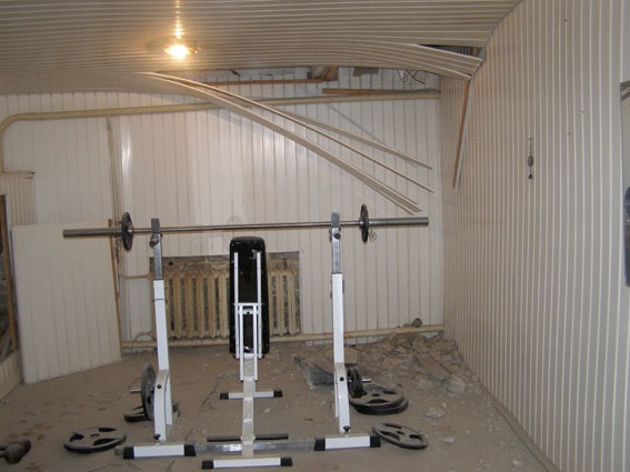 В Ровно из гранатомета обстреляли здание полиции В Ровно из гранатомета обстреляли здание полиции