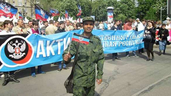 Воин-интернационалист: Бенес Айо, воюющий на Донбассе, награжден медалью Воин-интернационалист: Бенес Айо, воюющий на Донбассе, награжден медалью