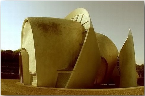 Футуристические здания позднего СССР, которые кажутся иллюстрациями к фэнтези Футуристические здания позднего СССР, которые кажутся иллюстрациями к фэнтези