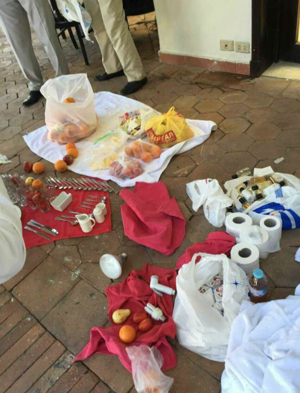 Хозяйственный украинец попытался вывезти из отеля в Египте всё, что только смог Хозяйственный украинец попытался вывезти из отеля в Египте всё, что только смог