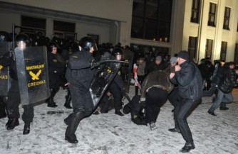 Польшу "колбасит" от Белоруссии