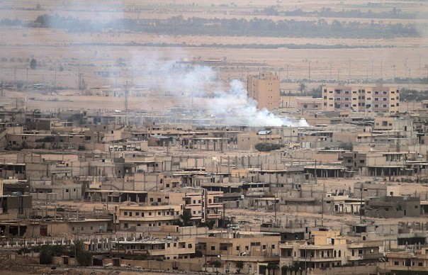 Сирийская армия идёт на Пальмиру. Россия прикрывает с воздуха