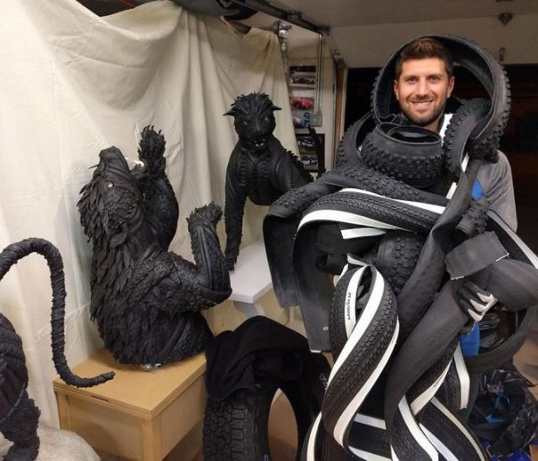 Бейсболист создаёт удивительные скульптуры из велосипедных шин Бейсболист создаёт удивительные скульптуры из велосипедных шин