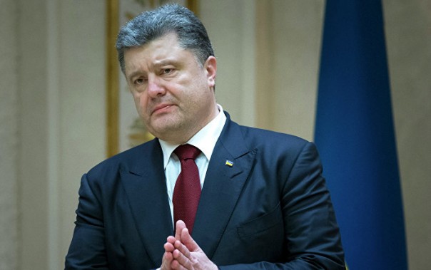 У Порошенко повод для волнения: конгрессмены США урезают военную помощь
