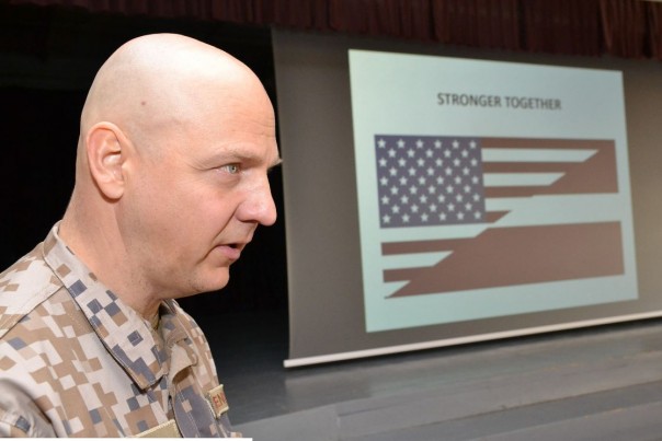 Прибалтика под мощным натиском военных США: школьников Латвии учат русофобии Прибалтика под мощным натиском военных США: школьников Латвии учат русофобии