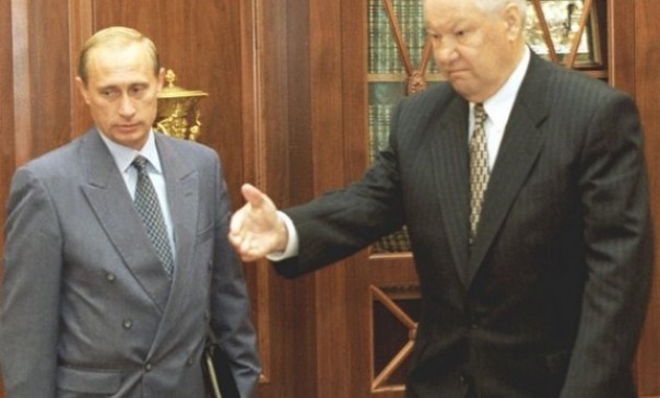 Зачем Путин делает это?