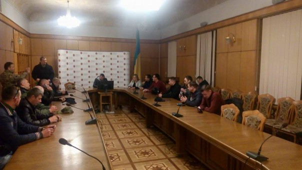 Разгон «блокады» как шанс для Львова на выход...