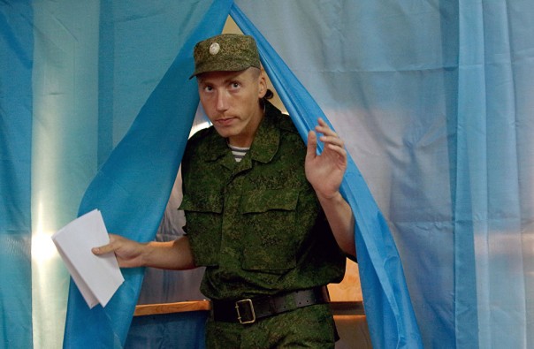 Крым и флот: третья годовщина взаимного спасения. Ростислав Ищенко Крым и флот: третья годовщина взаимного спасения. Ростислав Ищенко