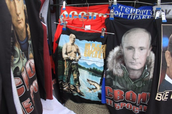 «Говорящие» сувениры: Украина и вправду не Россия 