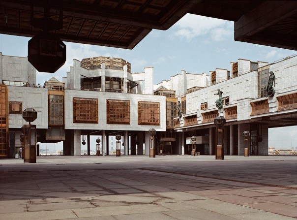 Футуристические здания позднего СССР, которые кажутся иллюстрациями к фэнтези Футуристические здания позднего СССР, которые кажутся иллюстрациями к фэнтези