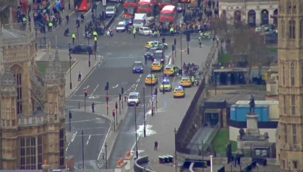 Стрельба у парламента Великобритании. Есть убитые и раненые