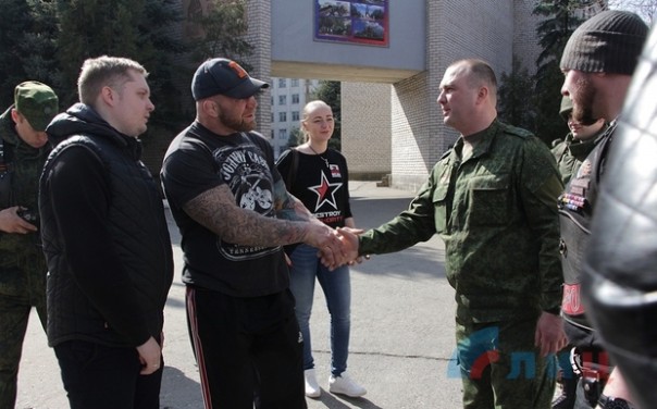 Сводка от НМ ЛНР 23 марта 2017. ВСУ обстреляли пригород Луганска, в Лутугинском р-не подорвана опора ЛЭП, ООН подтвердила смерть 7 жителей от рук СБУ Сводка от НМ ЛНР 23 марта 2017. ВСУ обстреляли пригород Луганска, в Лутугинском р-не подорвана опора ЛЭП, ООН подтвердила смерть 7 жителей от рук СБУ