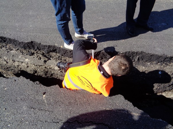 Оползень в Севастополе может пойти на жилые дома села Поворотное Оползень в Севастополе может пойти на жилые дома села Поворотное