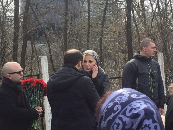 Илья Пономарёв у гроба Вороненкова: Мы обязательно отомстим!