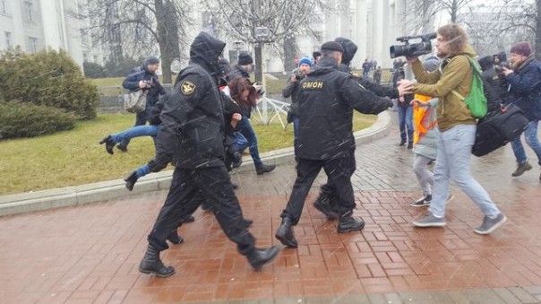 Александр Роджерс: Месть клинтонитов — битва за Минск Александр Роджерс: Месть клинтонитов — битва за Минск