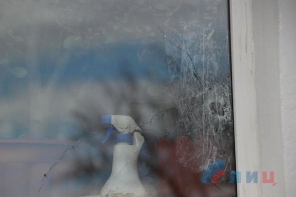 Сводка от НМ ЛНР 29 марта 2017. Укрофашисты обстреляли пригород Луганска. Пьяный боец ВСУ порезал ножом двух офицеров и скрылся Сводка от НМ ЛНР 29 марта 2017. Укрофашисты обстреляли пригород Луганска. Пьяный боец ВСУ порезал ножом двух офицеров и скрылся