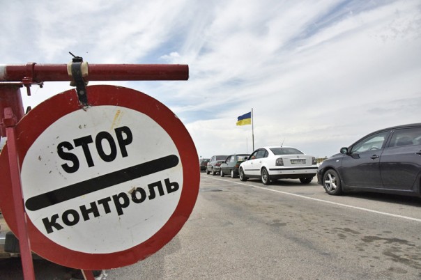 Украина приостановила пропуск автомобилей на границе под Белгородом