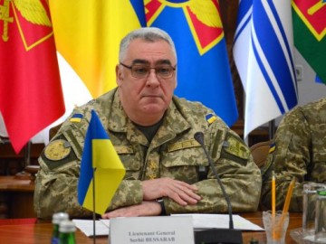 Натовцы поднимают боевой дух ВСУ?