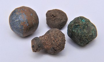 В центре Москвы под землей обнаружили тайную слуховую комнату