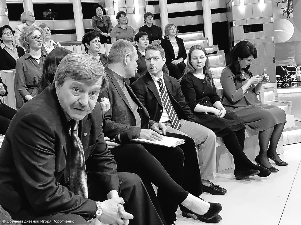 Они встретят цветами танки НАТО в Москве Они встретят цветами танки НАТО в Москве