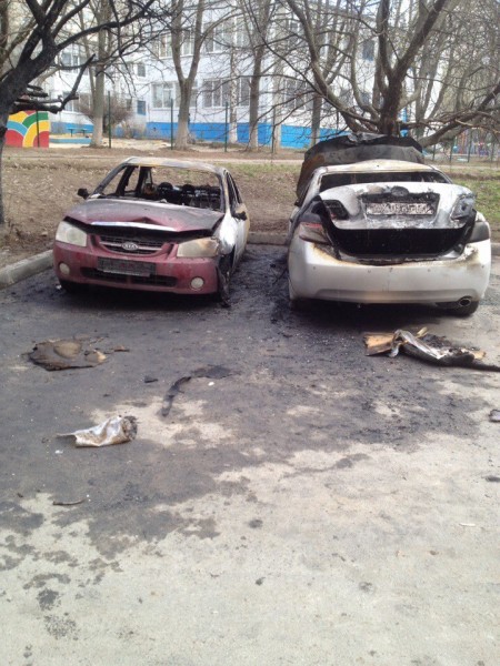 Стабильность! С чем в Харькове проблем нет, так то с поджогами автомобилей. Стабильность! С чем в Харькове проблем нет, так то с поджогами автомобилей.