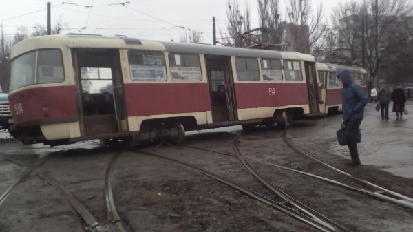 Стабильность! С чем в Харькове проблем нет, так то с поджогами автомобилей. Стабильность! С чем в Харькове проблем нет, так то с поджогами автомобилей.