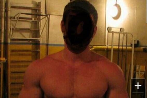 Он менял каждый день часы, а вычислили просто: везде было московское время. В Кукуеве опять поймали агента ГРУ ГШ ФСБ КГБ со взрывчаткой