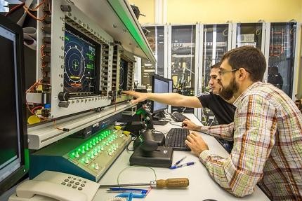 На Т-50 пришли многоядерные российские процессоры и новая операционная система На Т-50 пришли многоядерные российские процессоры и новая операционная система