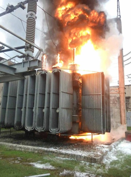 В Северодонецке произошел пожар на трансформаторной подстанции В Северодонецке произошел пожар на трансформаторной подстанции
