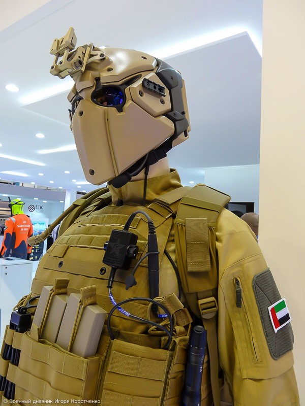 Экспозиция Украины на IDEX-2017. Не стреляйте в пианиста, он играет как умеет! Экспозиция Украины на IDEX-2017. Не стреляйте в пианиста, он играет как умеет!