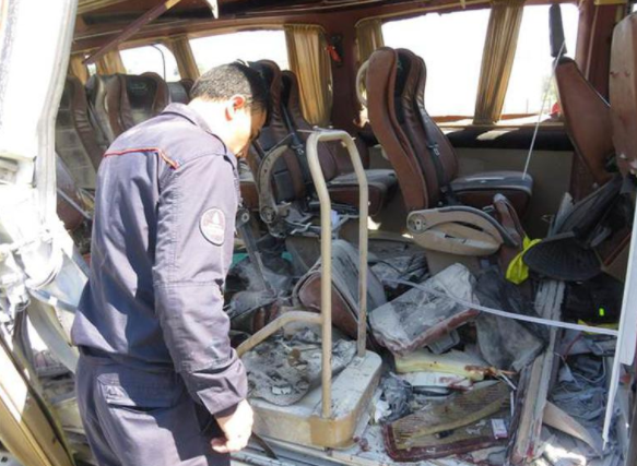 В Стамбуле в автобусе со студентами прогремел взрыв