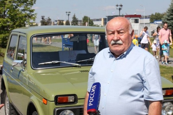 В честь 40-летия легендарного внедорожника, в Тикси будет установлен флаг LADA