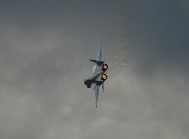 Новейший истребитель МиГ-35 в пустынном окрасе засветился на спутниковых снимках