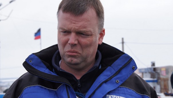 Киев пустился во все тяжкие. ВСУ подставляют и обстреливают ОБСЕ