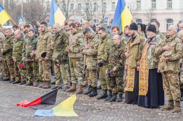 Украинские герои «АТО» оказались уголовниками из России