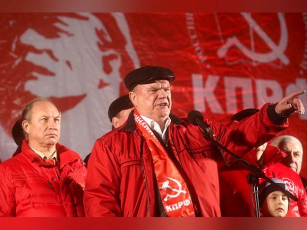 Навальный пытается угнать КПРФ