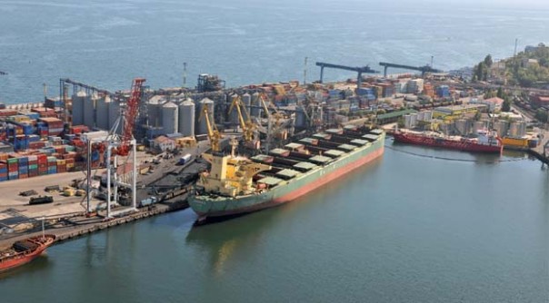 Порошенко умышленно банкротит морские порты с целью распродажи