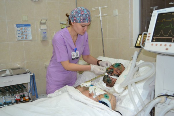 Хрюмберг дёрнул за кольцо...