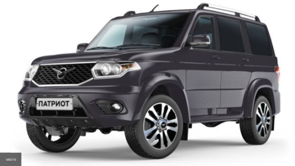 UAZ выпустил самую дешевую версию внедорожника Patriot