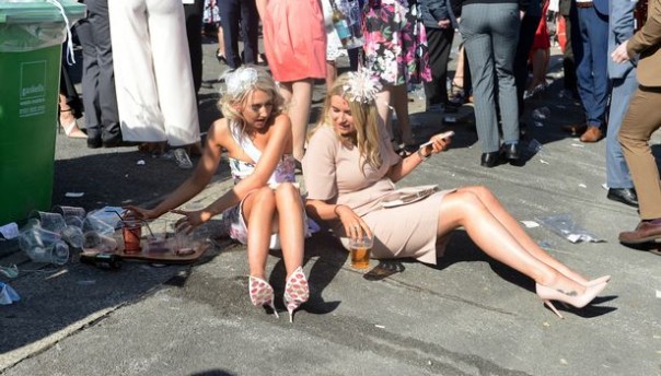 Учитесь, ватники, как отдыхают настоящие бараны и баронесы, сэры и серихи Учитесь, ватники, как отдыхают настоящие бараны и баронесы, сэры и серихи