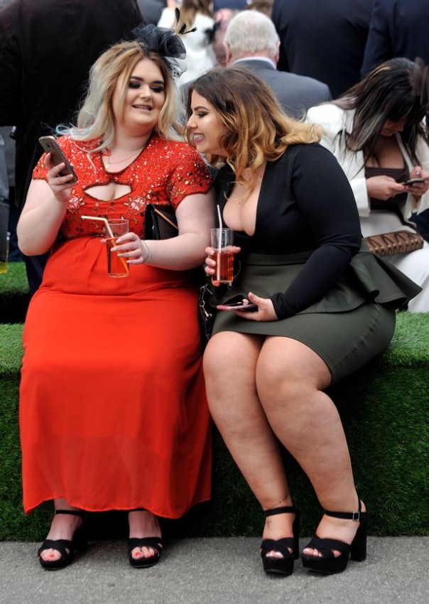 Учитесь, ватники, как отдыхают настоящие бараны и баронесы, сэры и серихи Учитесь, ватники, как отдыхают настоящие бараны и баронесы, сэры и серихи