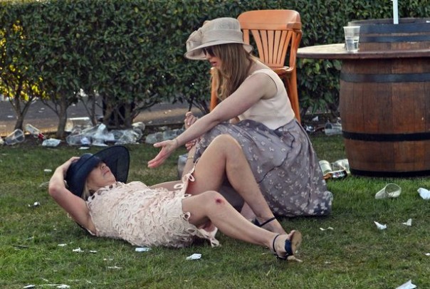 Учитесь, ватники, как отдыхают настоящие бараны и баронесы, сэры и серихи Учитесь, ватники, как отдыхают настоящие бараны и баронесы, сэры и серихи