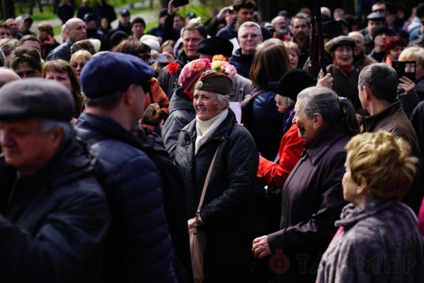 В Одессе нацисты попытались атаковать участников празднования Дня освобождения города В Одессе нацисты попытались атаковать участников празднования Дня освобождения города
