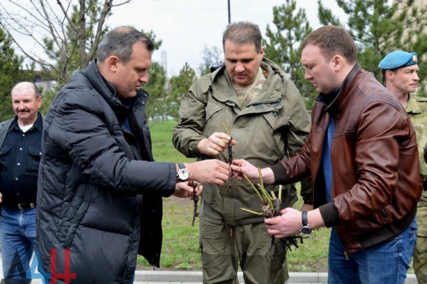 Донецк – это «город миллиона роз», но мы планируем увеличить их количество до двух миллионов Донецк – это «город миллиона роз», но мы планируем увеличить их количество до двух миллионов