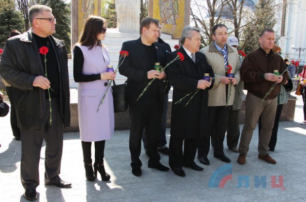 Сводка от НМ ЛНР 13 апреля 2017. Обращение Главы ЛНР Игоря Плотницкого по случаю Дня жертв украинской агрессии