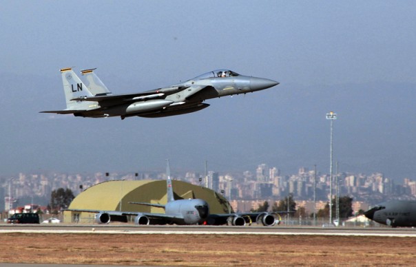 Коалиция нанесла удар по складу ИГ с химоружием, погибли сотни человек