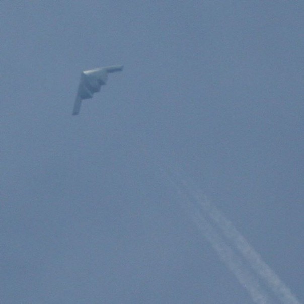 B-2 «Spirit»: как случайные кадры стратега уничтожают миф о невидимости