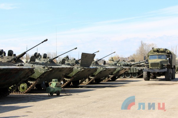 Сводка от НМ ЛНР 14 апреля 2017. Укрофашисты за неделю выпустили по территории Республики 464 боеприпаса Сводка от НМ ЛНР 14 апреля 2017. Укрофашисты за неделю выпустили по территории Республики 464 боеприпаса