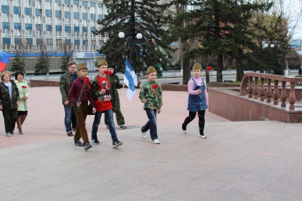 Сводка от НМ ЛНР 14 апреля 2017. Укрофашисты за неделю выпустили по территории Республики 464 боеприпаса Сводка от НМ ЛНР 14 апреля 2017. Укрофашисты за неделю выпустили по территории Республики 464 боеприпаса